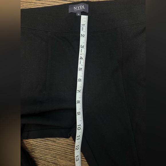 NYDJ pull on crop pants - size 6 - Picture 8 of 10